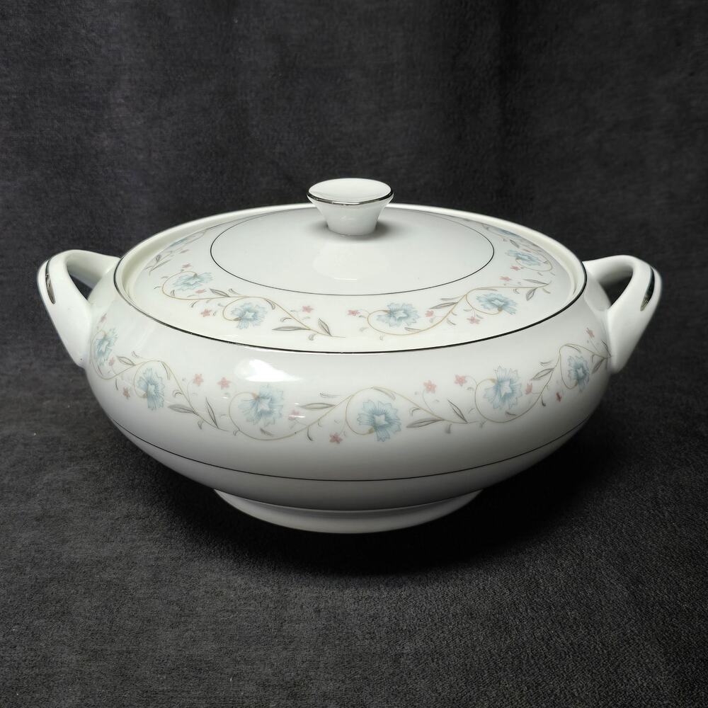 English Garden Fine China 1221 Covered Serving Soup / Vegetable Bowl & Lid